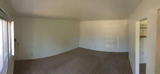 Building Photo - West Jordan Apartment - GREAT LOCATION!
