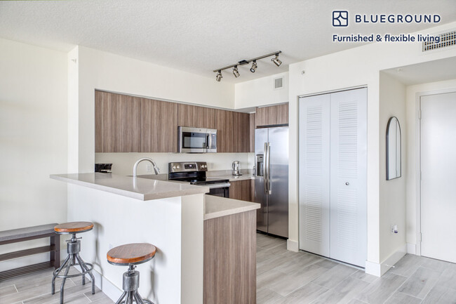Foto del edificio - 1000 NW 7th St