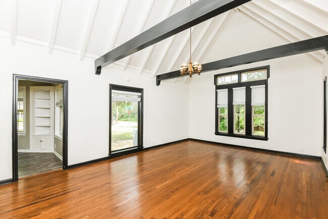 Foto del edificio - 4700 Normandy Rd