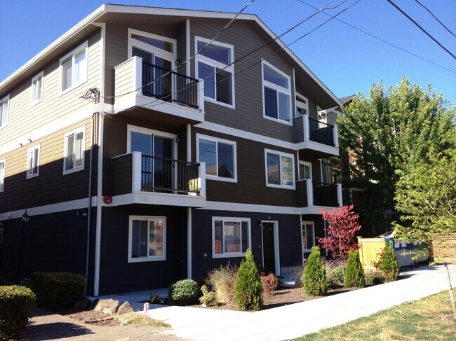 Building Photo - 1431 NW 62nd St