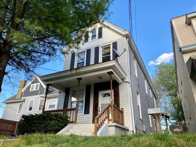 Building Photo - 4816 Myrtle Ave