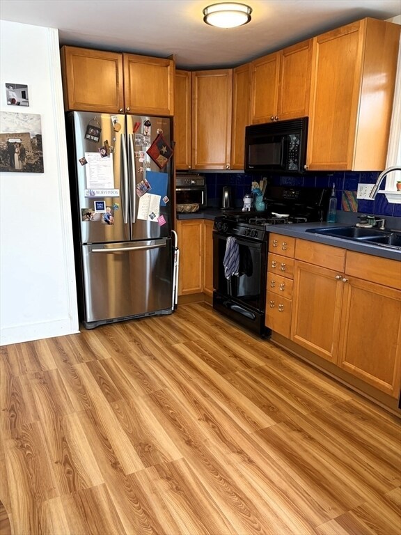 Foto del edificio - 85 Gardner St