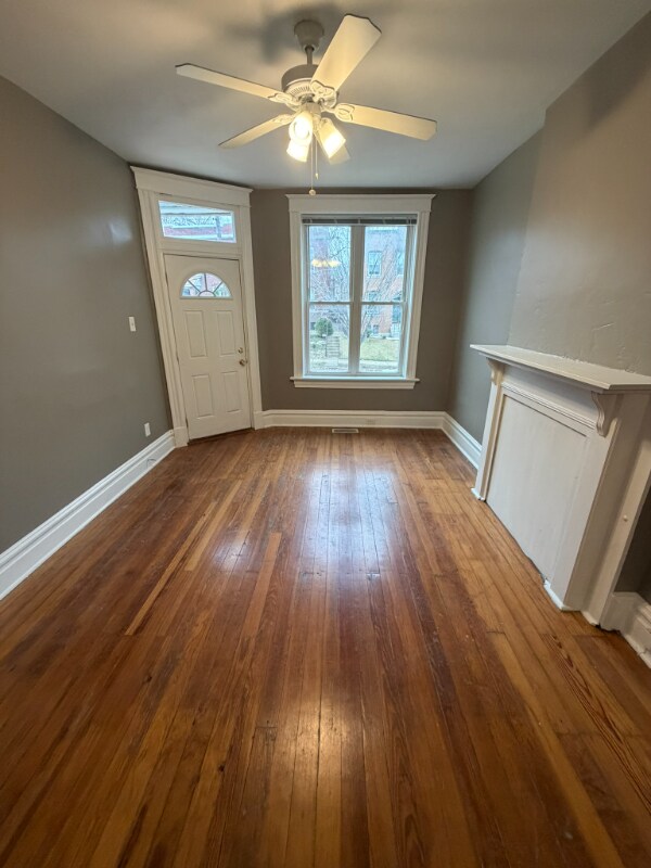 Foto del edificio - 3461 S Spring Ave