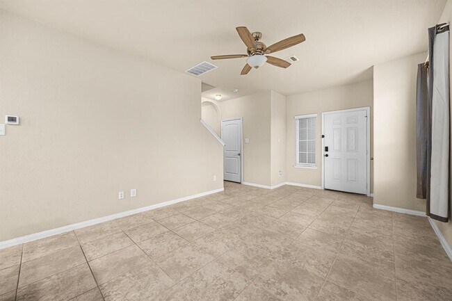 Foto del edificio - 7538 Merrylands Dr