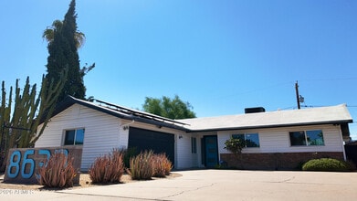 Building Photo - 8637 E Keim Dr