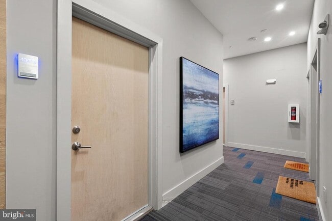 Building Photo - 3035 15th St NW