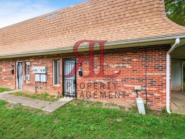 Building Photo - 4923 Myers Rd