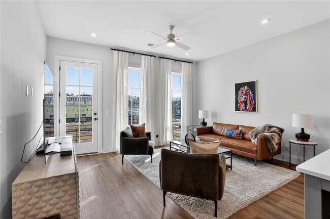 Building Photo - 1291 Longreen Ter NW