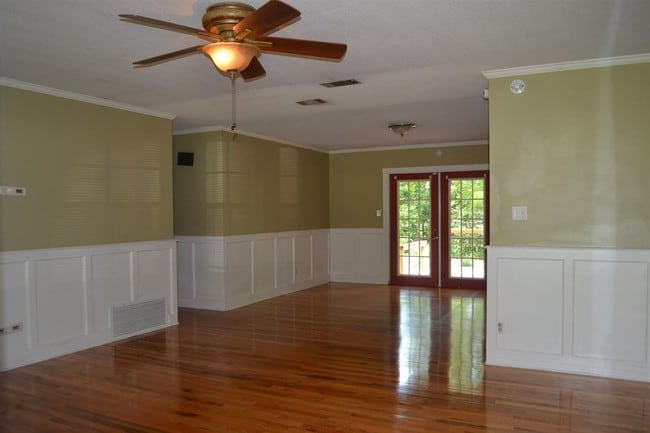 Building Photo - 2301 Spoonwood Dr
