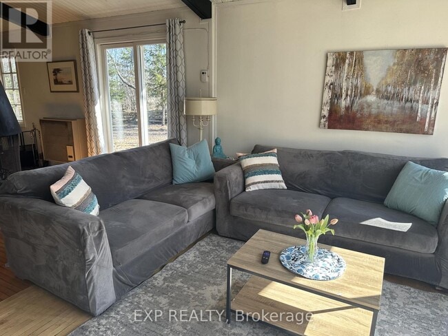 Building Photo - 128 Drakes Path