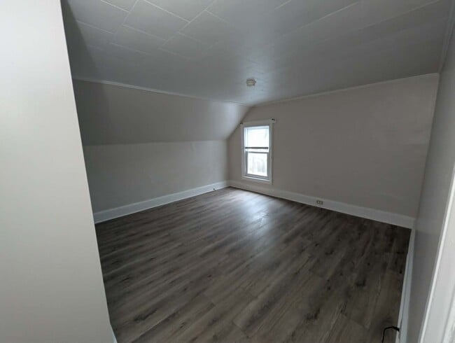 Building Photo - 258 Essex St