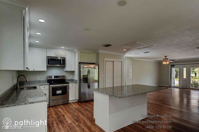 Building Photo - 4 br, 3 bath House - 8218 Pamlico Street UNIT