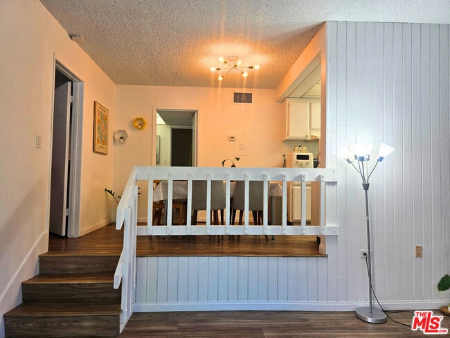 Foto del edificio - 991 S Idaho St