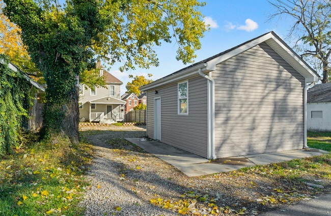 Foto del edificio - 873 E Livingston Ave