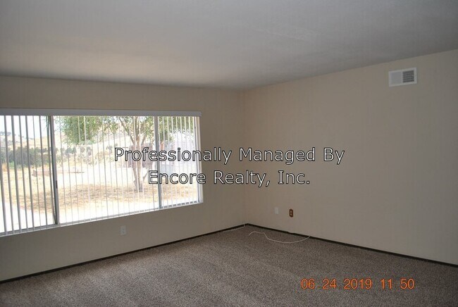 Building Photo - 5727 Watercrest Dr