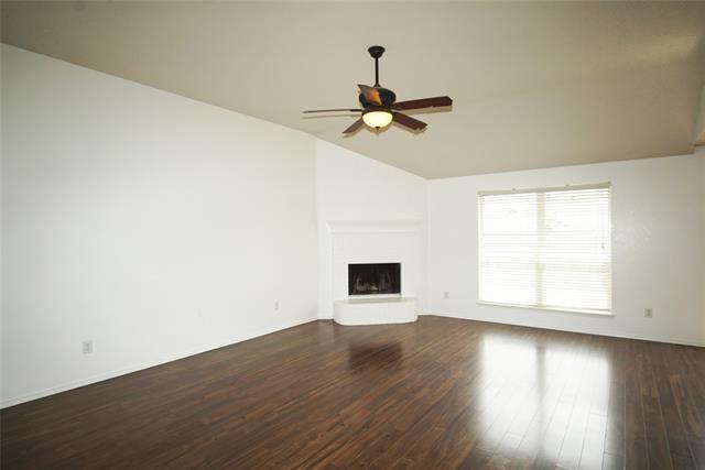 Foto del edificio - 506 White Swan Dr