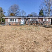 Building Photo - 1465 Brookwood Dr