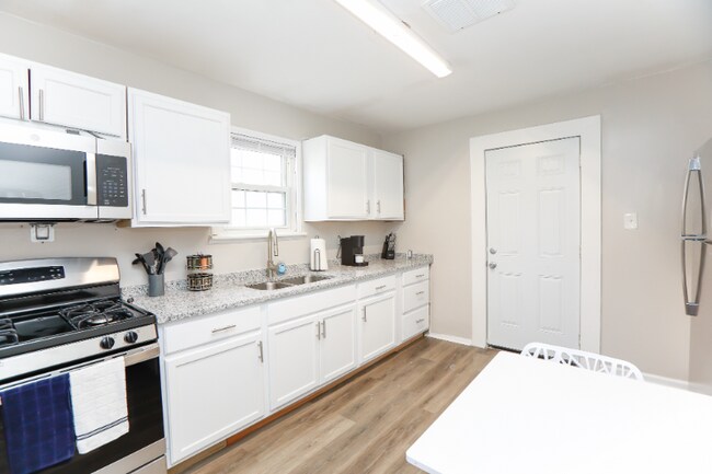 Foto del edificio - 1265 Pall Mall St