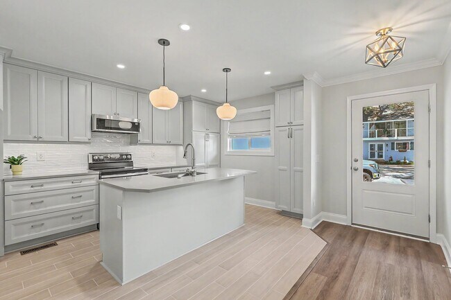 Foto del edificio - 958 Myrtle Ct