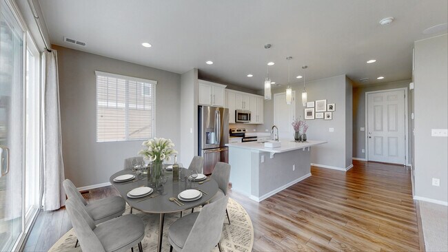 Foto del edificio - 5442 Eagle Creek Dr