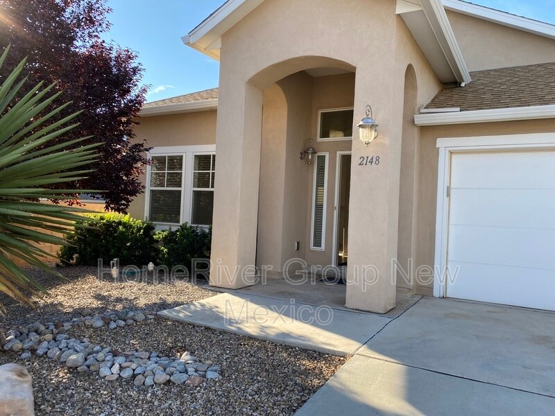 Primary Photo - 2148 S Ensenada Cir SE