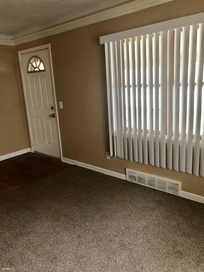 3 br, 1 bath House 731 W Atherton Rd House Rental in Flint, MI