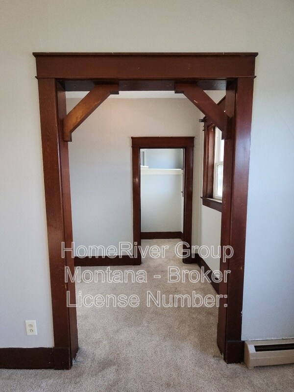 Foto del edificio - 534 S 3rd St W