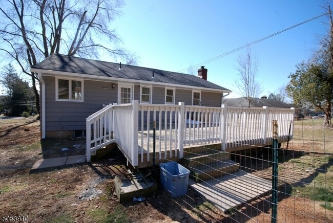 Building Photo - 49 Washington Valley Rd