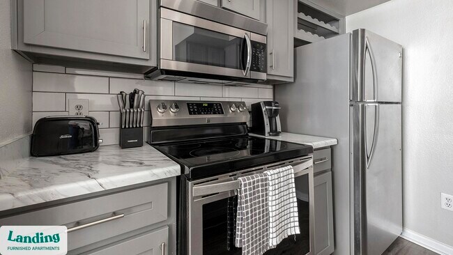 Building Photo - 2500 Woodland Park Dr