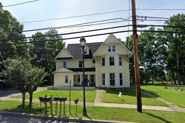 Building Photo - 47 E Buffalo St