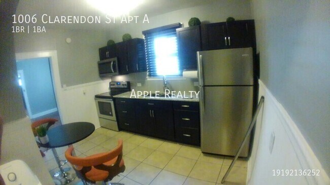 Foto del edificio - 1006 Clarendon St