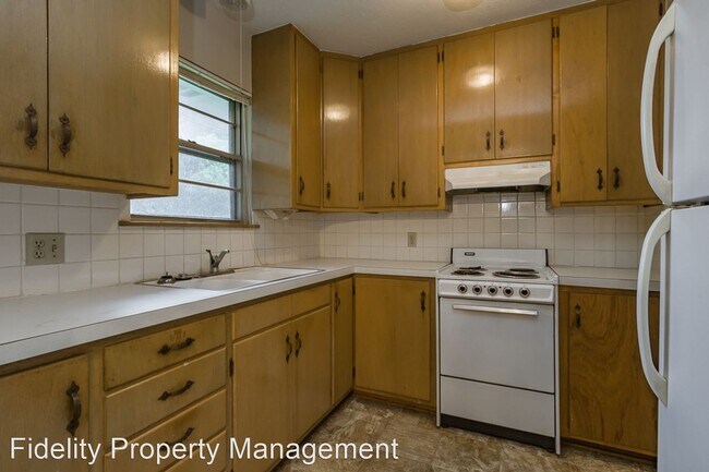 Building Photo - 3 br, 1 bath House - 843 South Link Avenue