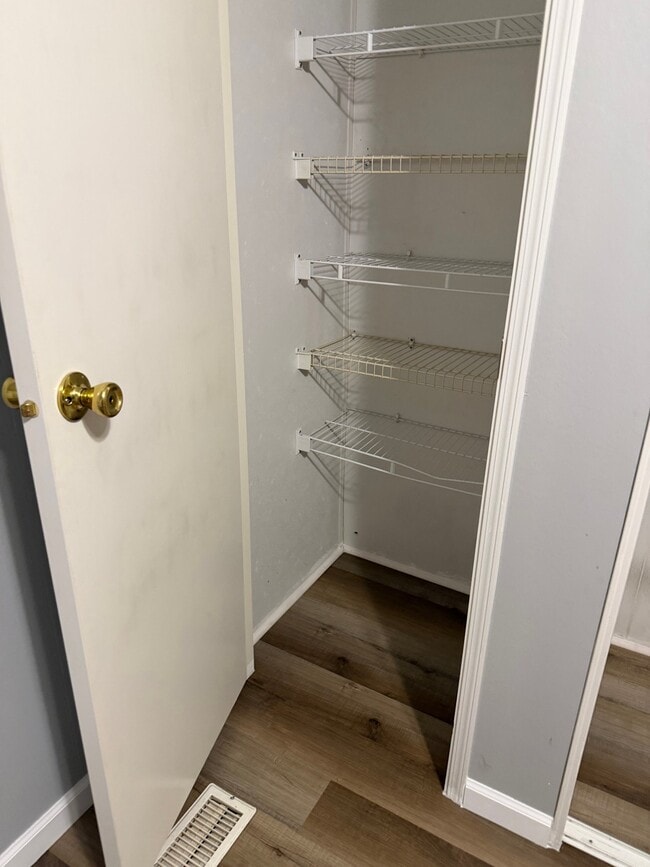 Foto del edificio - 9649 E Ebola Ave