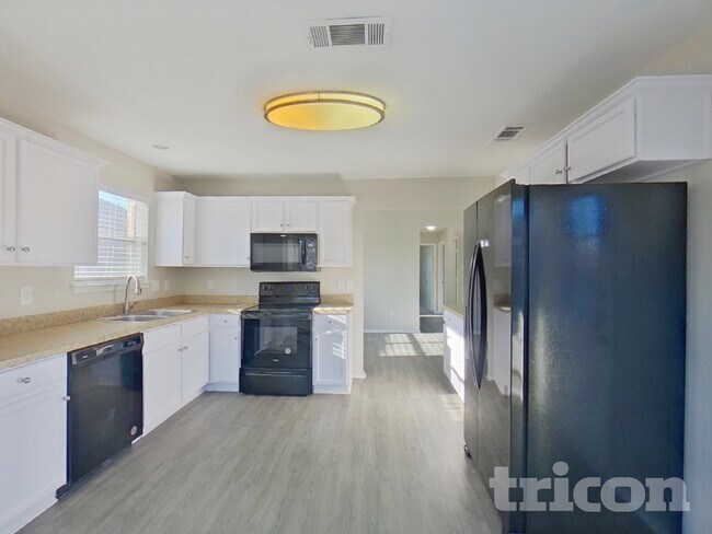 Foto del edificio - 932 Crowder Dr