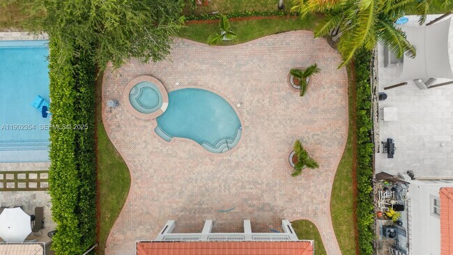 Foto del edificio - 6358 NW 113th Pl