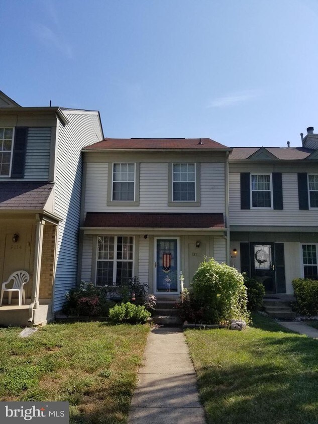 9112 Blarney Stone Dr, Springfield, VA 22152 Townhome Rentals in