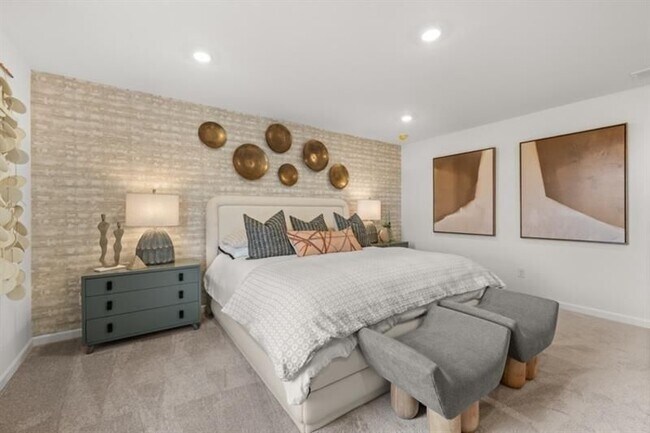 Building Photo - 458 Red Dragon Dr