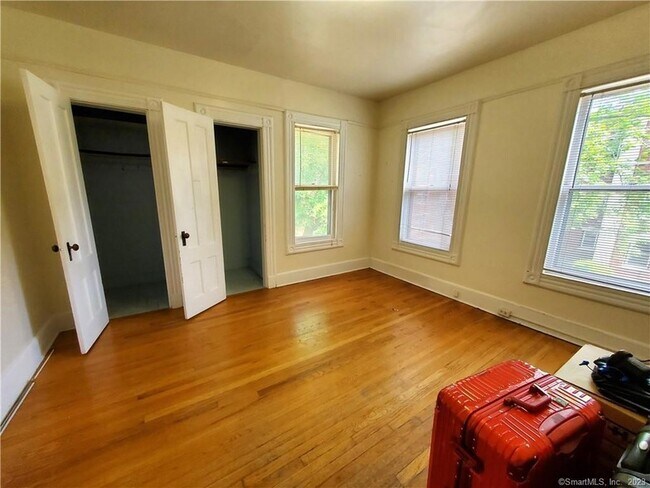 Foto del edificio - 388 Whitney Ave