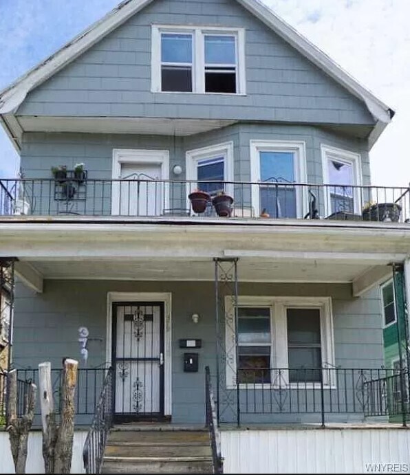 Building Photo - 379 Military Rd