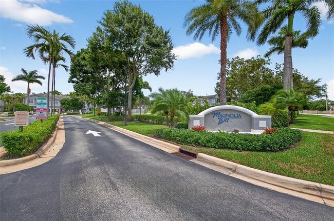 Building Photo - 3095 Grandiflora Dr