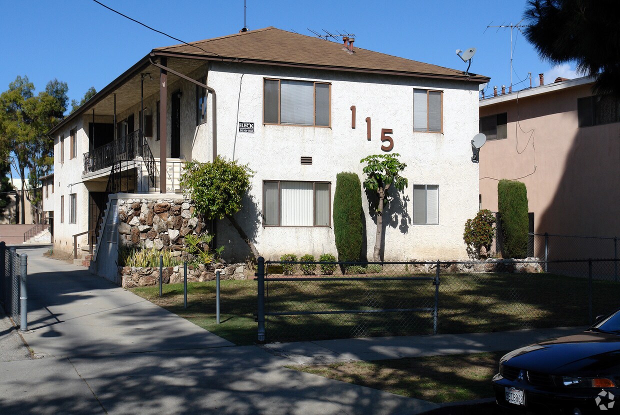 Primary Photo - 115 N Hillcrest Blvd