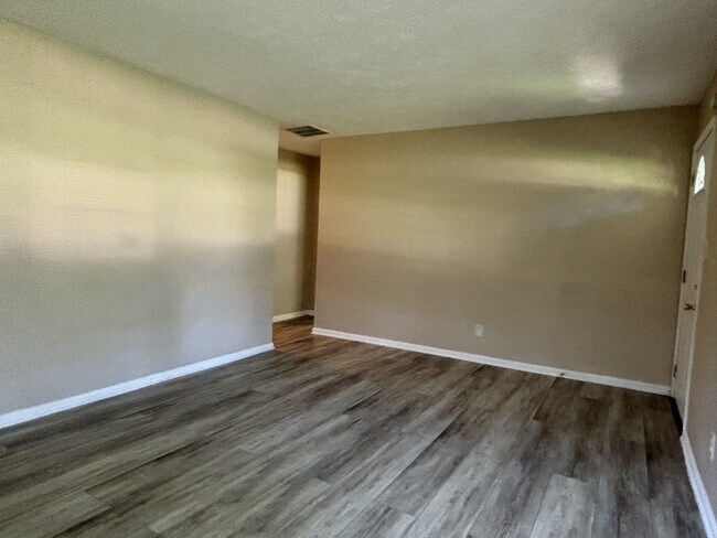Foto del edificio - 4103 N Grand Ave