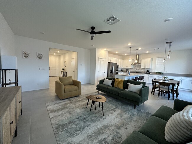 Foto del edificio - 7854 Lacemaker Ct