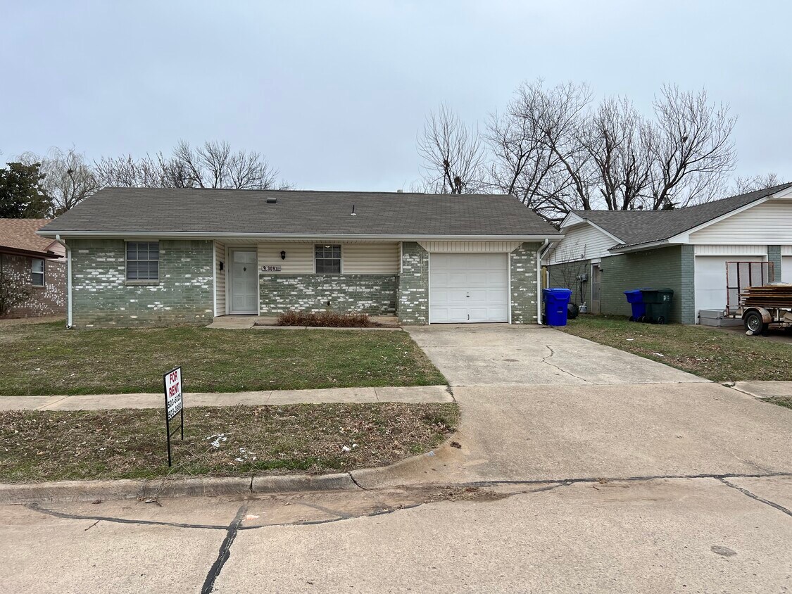 309 Orr Dr, Norman, OK 73071 House Rental in Norman, OK