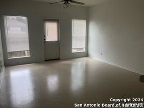 Building Photo - 7526 Myrtle Trail