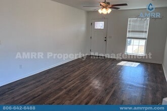 Building Photo - 106 Anita Plaza