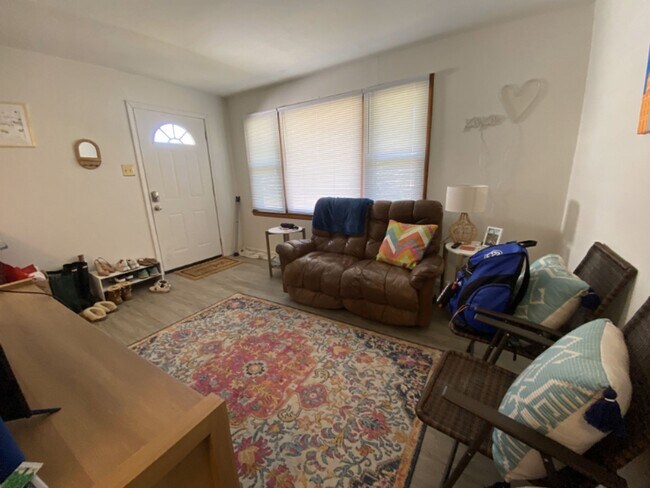 Foto del edificio - 1BD/1BA Rental Near North Village Arts District & East Campus