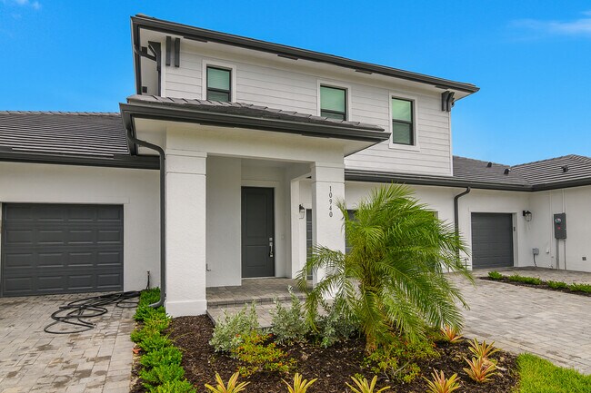 Building Photo - 10940 Salt Bay Wy