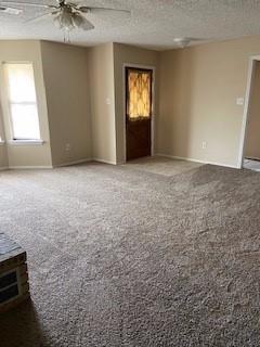 Foto del edificio - 3204 Chimney Rock Rd