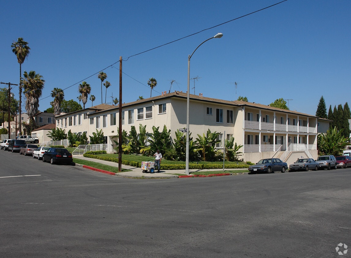 Primary Photo - 455-467 N Normandie Ave